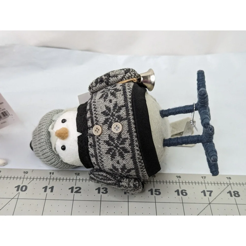 Target Spritz Featherly Friends Red Aerial 2023 Varma 2022 Bird Lot‎